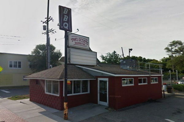 A&W Restaurant - Grand Rapids - 536 Leonard St Nw